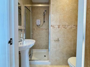 Photo 19- click for photo gallery